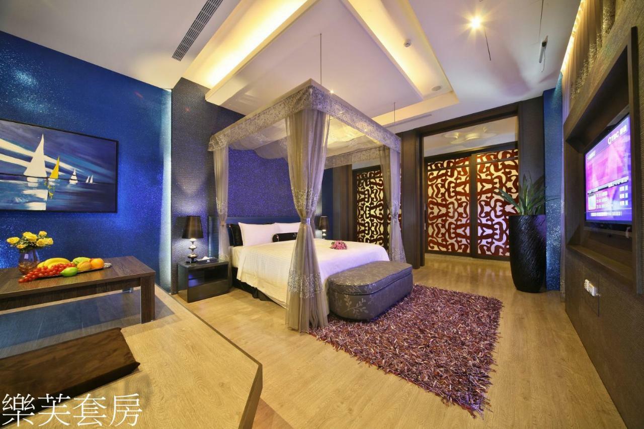 Doule Motel Taichung Buitenkant foto
